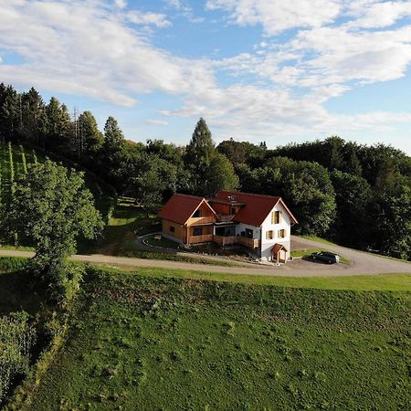 Bauernhof Gschmeidler Sankt Johann im Saggautal Dış mekan fotoğraf